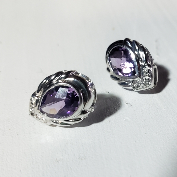 925 Sterling Silver Teardrop Amethyst Post Earrings - Picture 1 of 2